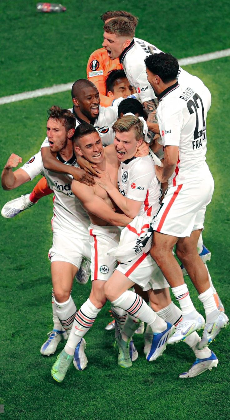 EINTRACHT FRANKFURT