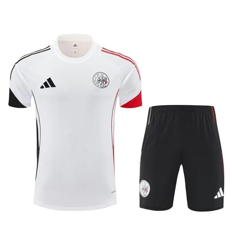 TUTA AJAX