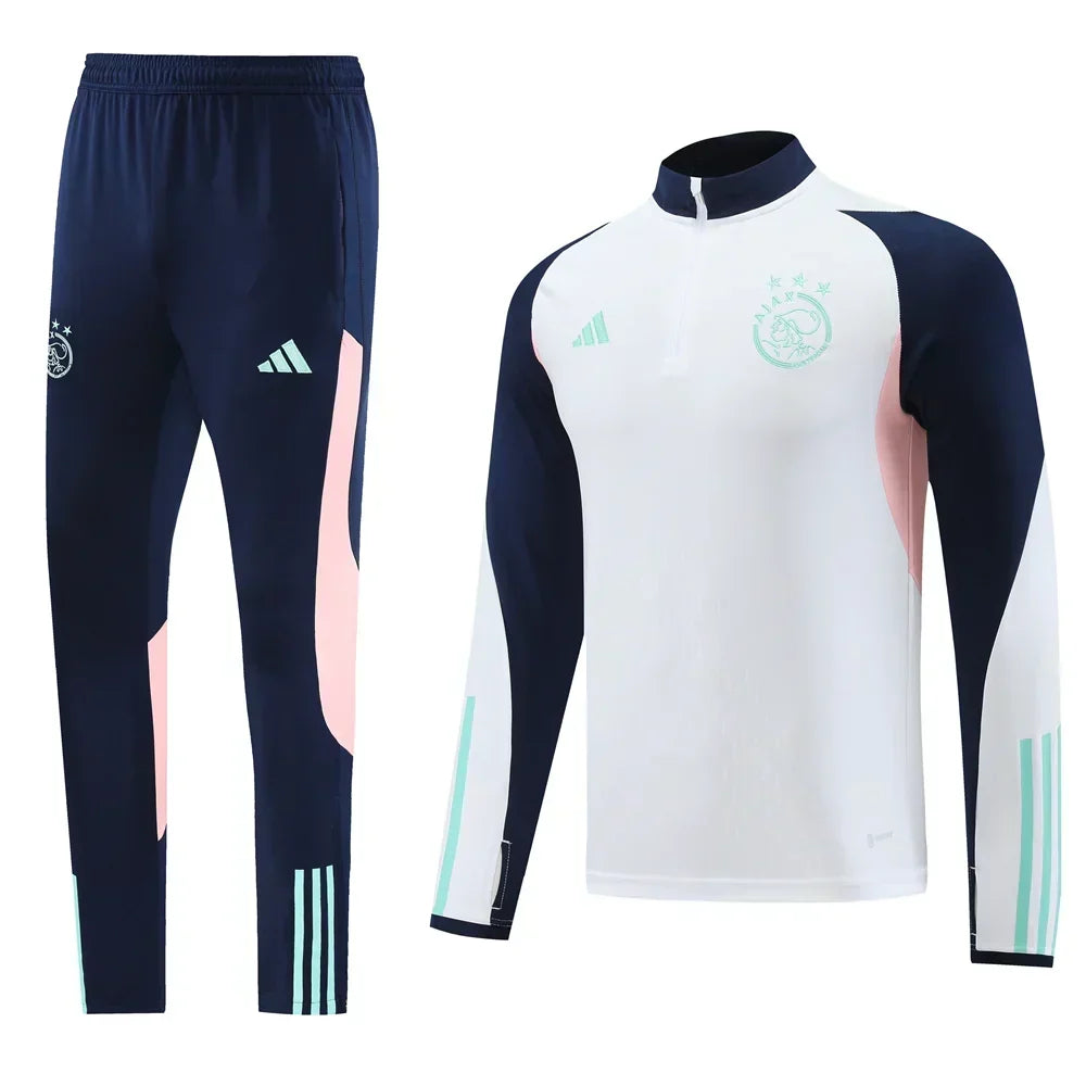 TUTA AJAX